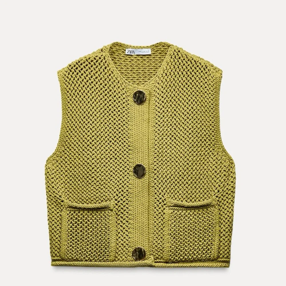 Zara Pistachio Chunky Knit Button-Up Vest - Picture 1 of 6